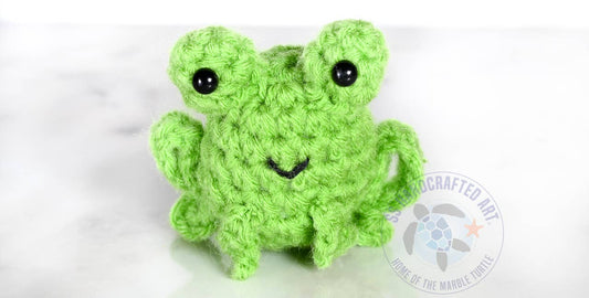 Hand Knitted Frog 3"