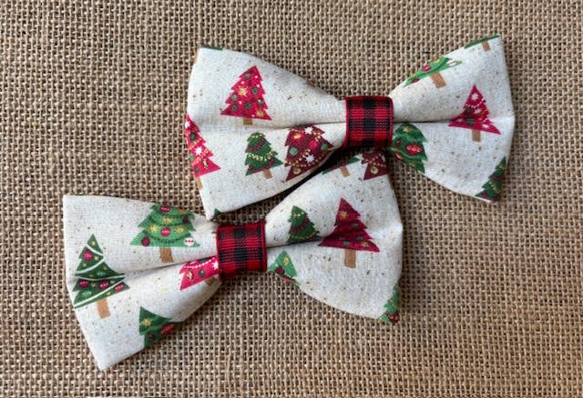 Christmas Trees Bowtie